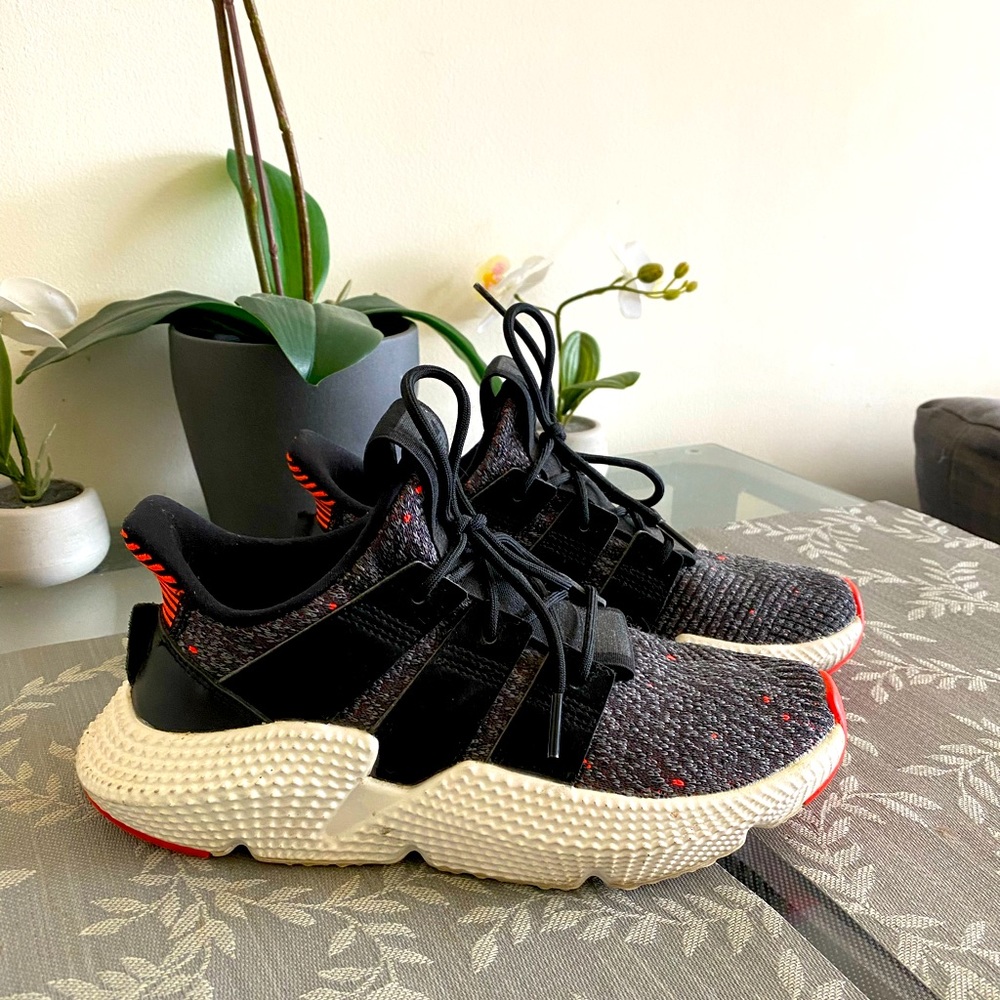 ADIDAS SNEAKERS SIZE 7